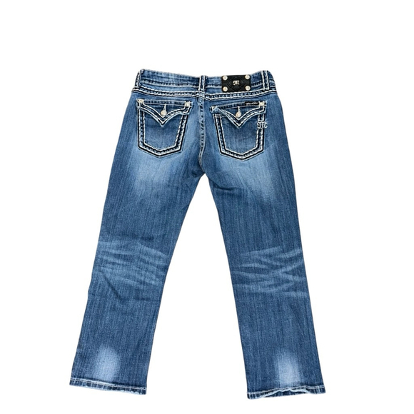 Miss Me Easy Capri Stretch Distressed Jeans Size 29 Blue Y2K retro summer - Picture 2 of 7